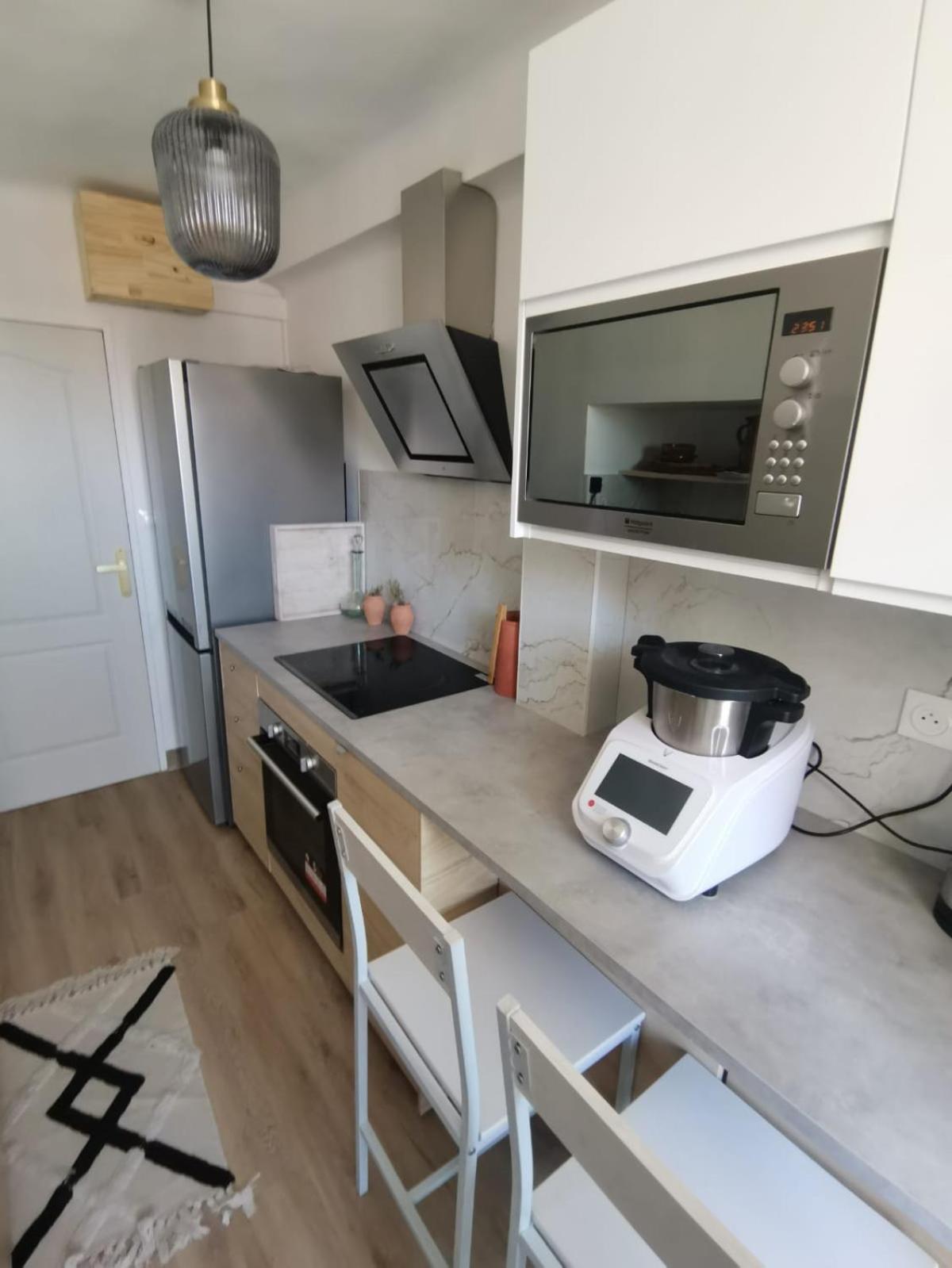 Massilia Calling Appartement Marseille Proche Metro Climatise Bien Decore Exteriér fotografie
